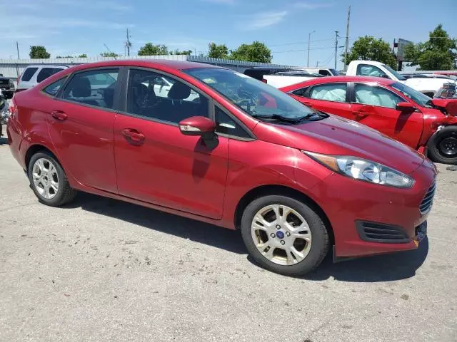 2015 Ford Fiesta SE