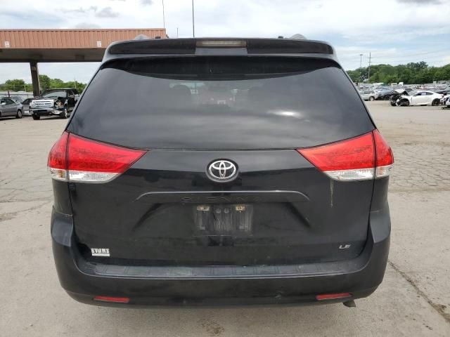 2014 Toyota Sienna LE