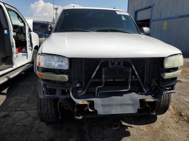 2004 GMC Sierra K2500 Heavy Duty