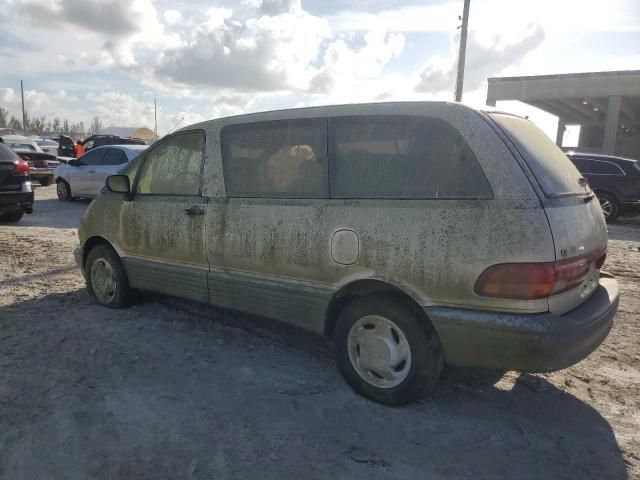 1995 Toyota Previa LE