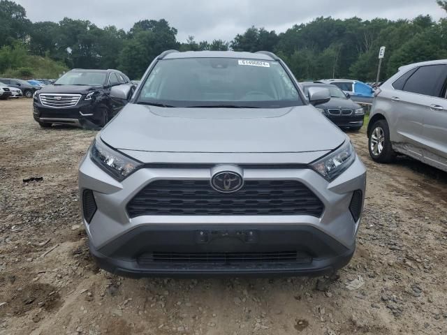 2020 Toyota Rav4 LE