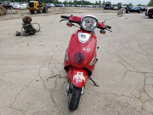 2018 Genuine Scooter Co. Buddy 125