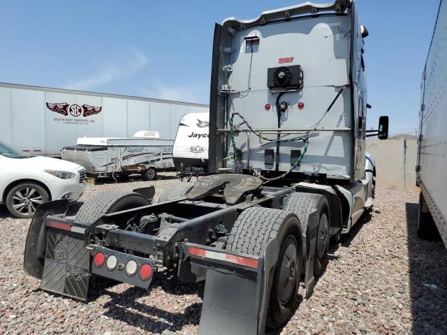 2014 Kenworth Construction T680