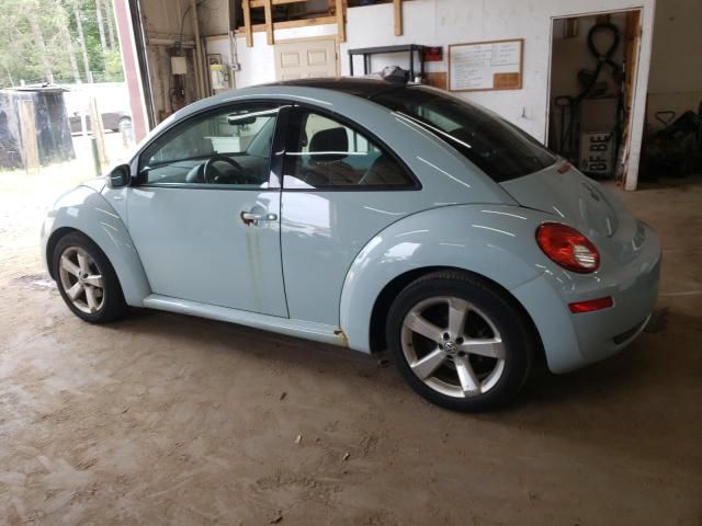 2010 Volkswagen New Beetle