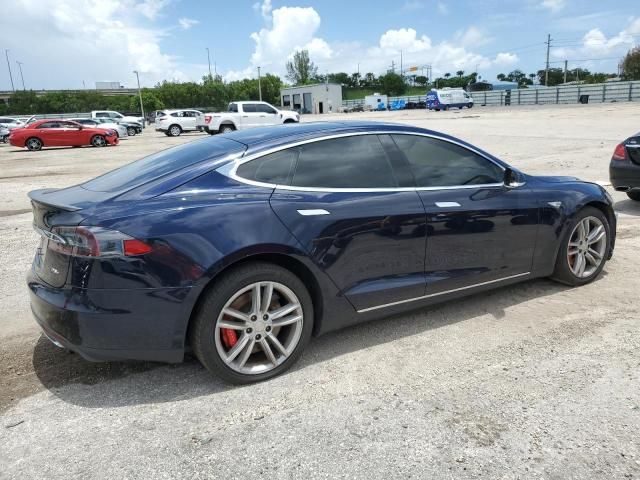 2014 Tesla Model S