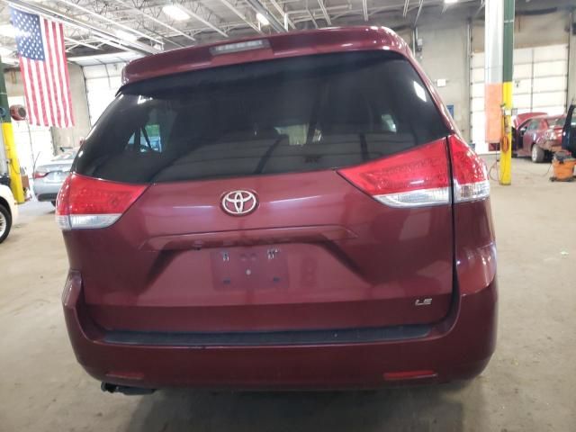 2012 Toyota Sienna LE