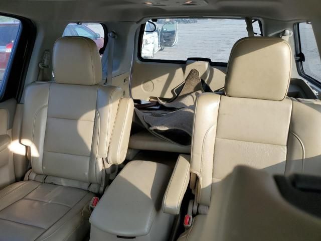 2013 Nissan Armada Platinum