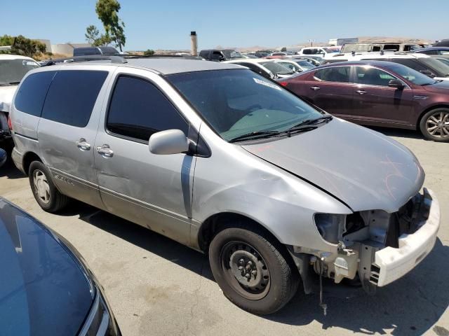 2002 Toyota Sienna LE