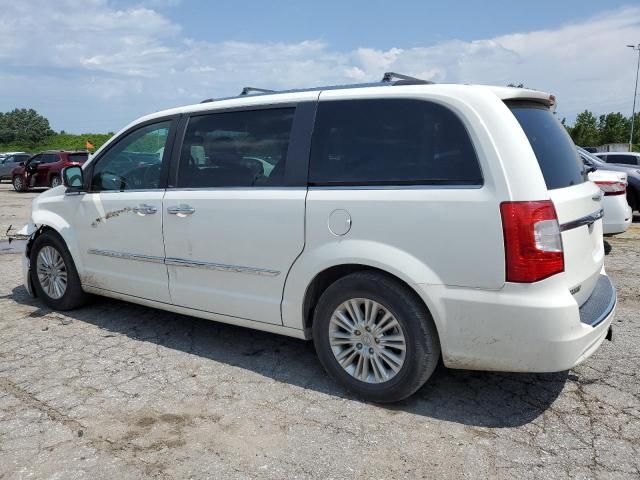 2012 Chrysler Town & Country Limited