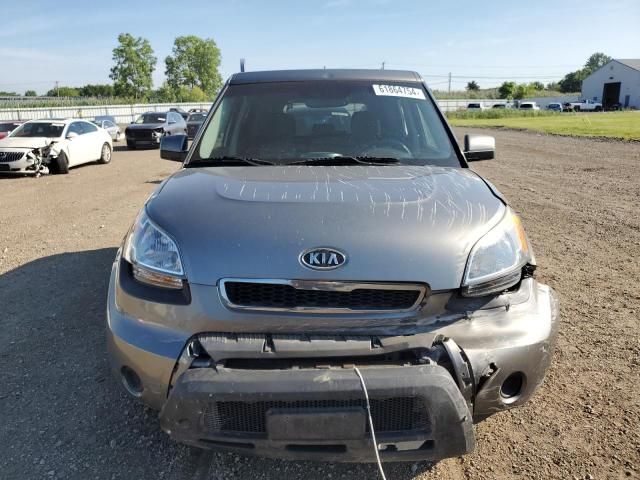 2011 KIA Soul +