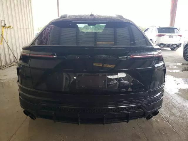 2019 Lamborghini Urus