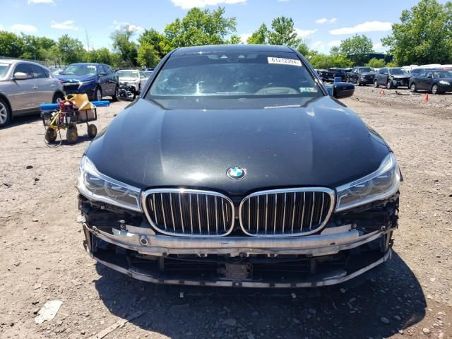 2016 BMW 750 XI