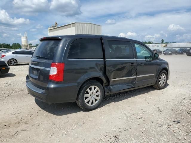 2011 Chrysler Town & Country Touring L