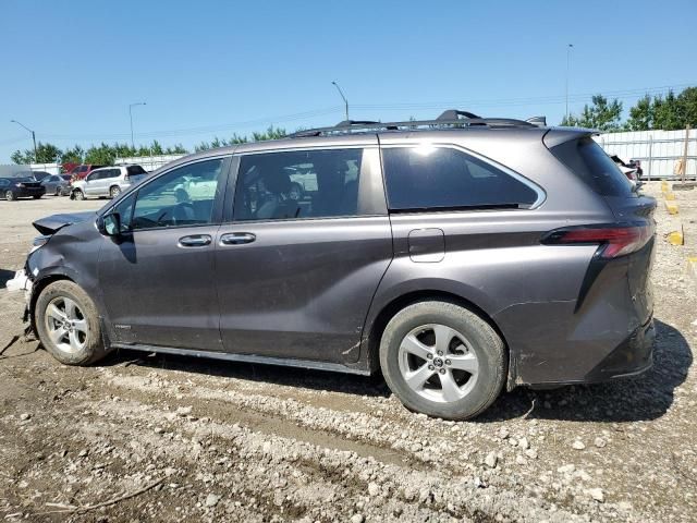 2021 Toyota Sienna LE