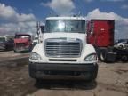 2004 Freightliner Conventional Columbia