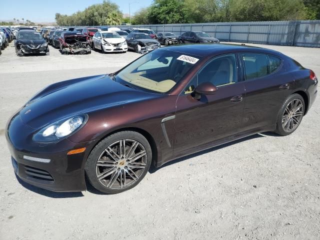 2015 Porsche Panamera 2