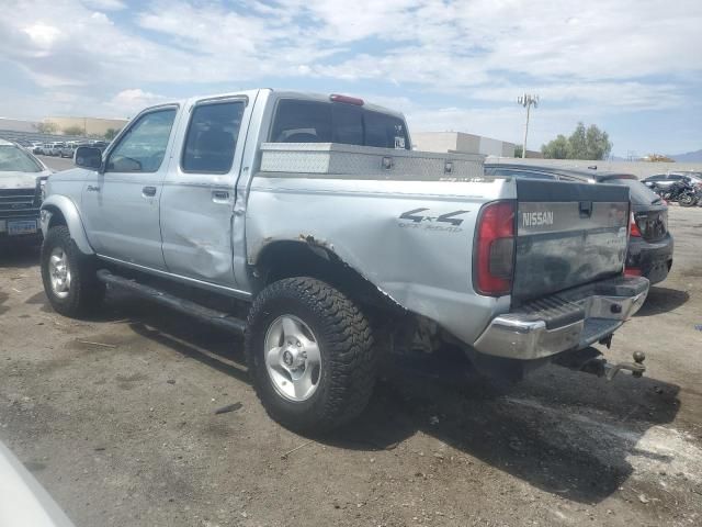 2000 Nissan Frontier Crew Cab XE