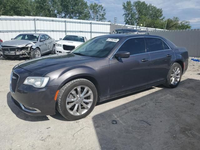 2015 Chrysler 300 Limited