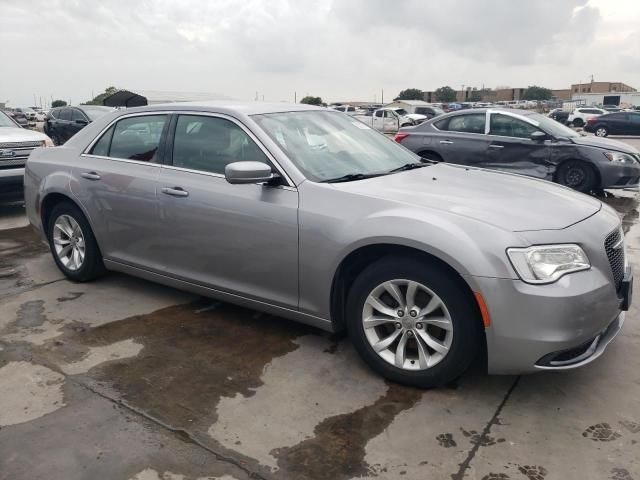 2018 Chrysler 300 Touring