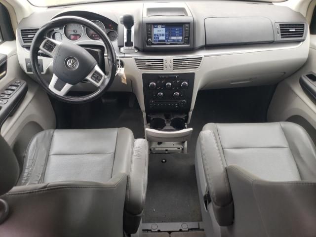 2012 Volkswagen Routan SE