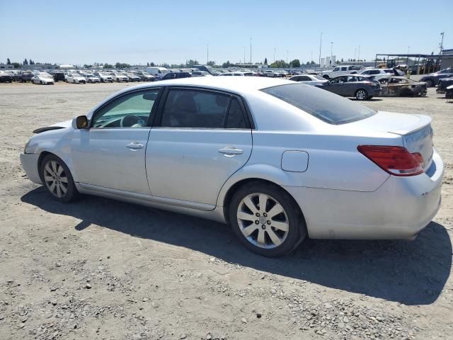 2005 Toyota Avalon XL