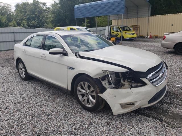 2011 Ford Taurus SEL