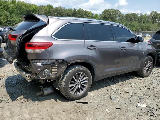 2019 Toyota Highlander SE