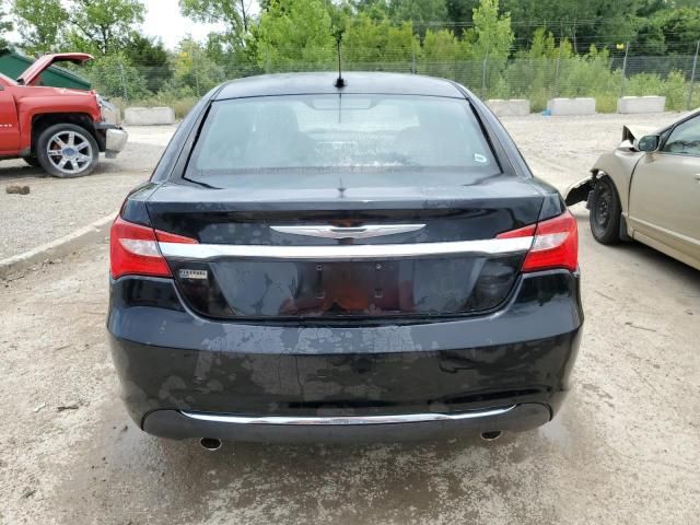 2013 Chrysler 200 Touring