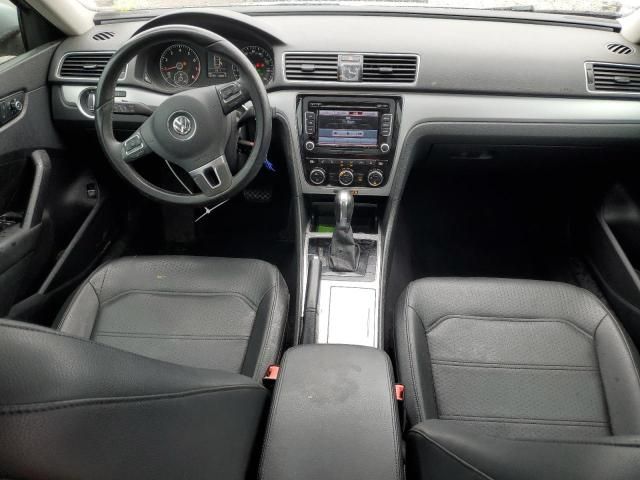 2012 Volkswagen Passat SE