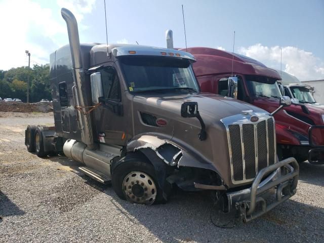 2019 Peterbilt 579