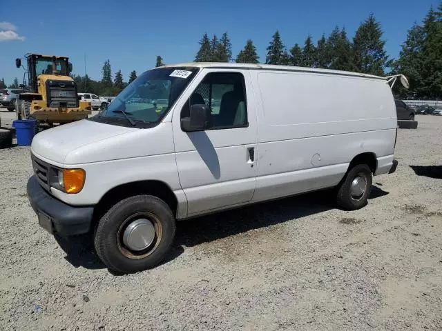 2004 Ford Econoline E350 Super Duty Van