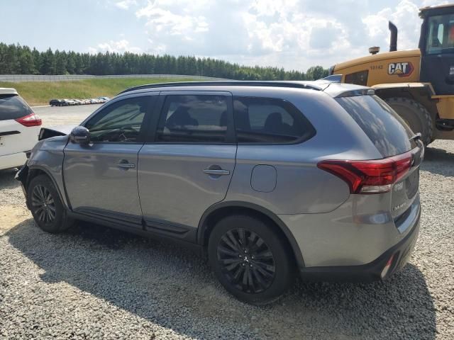 2020 Mitsubishi Outlander SE