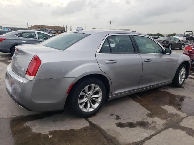 2018 Chrysler 300 Touring