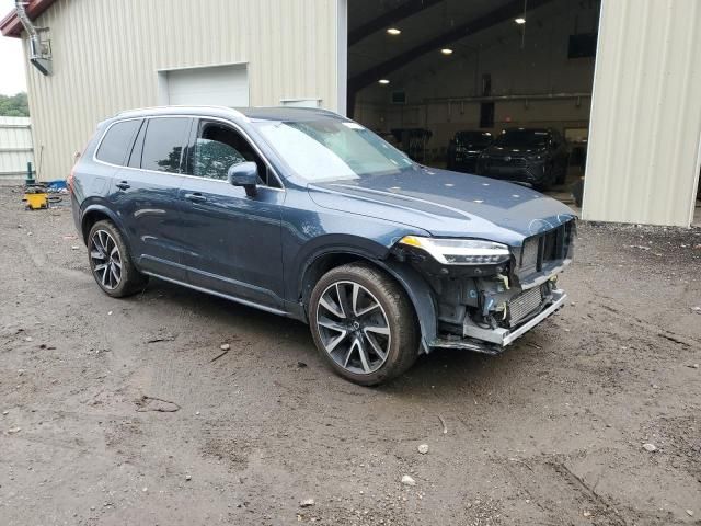 2021 Volvo XC90 T6 Momentum