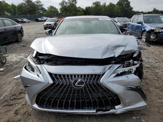 2024 Lexus ES 300H Base