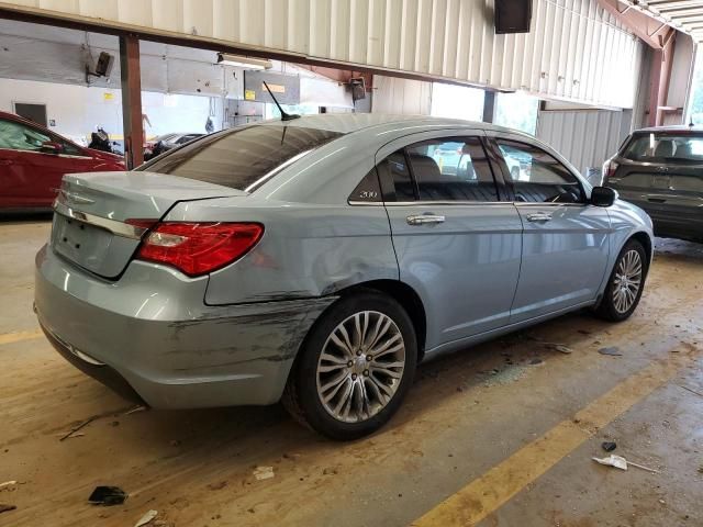 2013 Chrysler 200 Limited