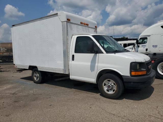 2011 GMC Savana Cutaway G3500