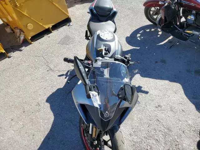 2023 Cf Moto 300SS