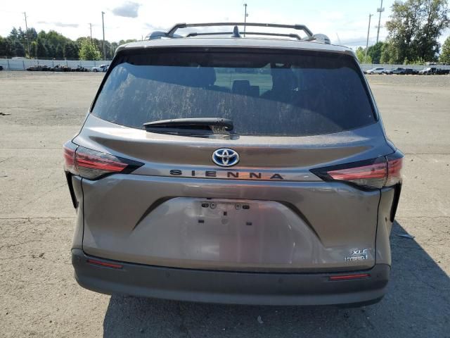 2022 Toyota Sienna XLE