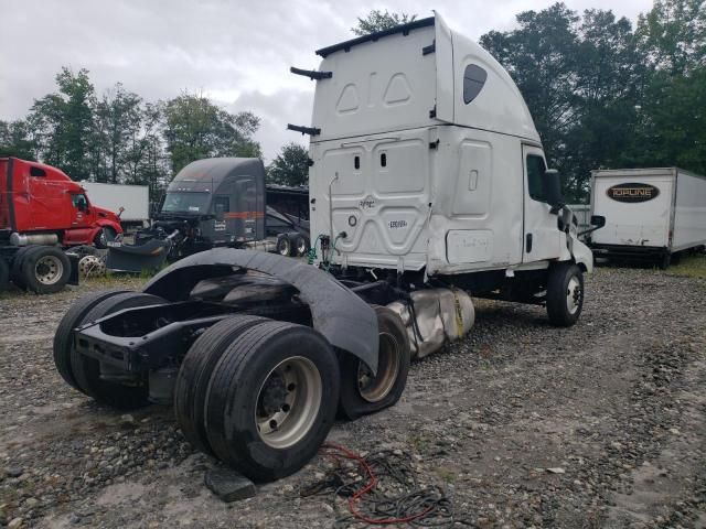 2024 Freightliner Cascadia 126