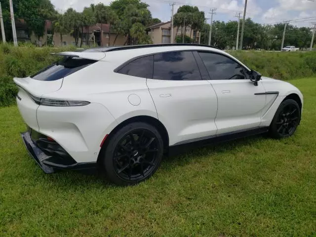 2023 Aston Martin DBX 707