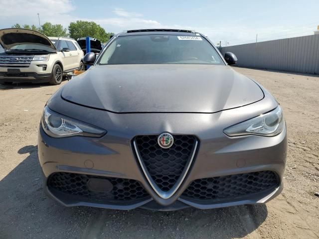 2017 Alfa Romeo Giulia TI Q4