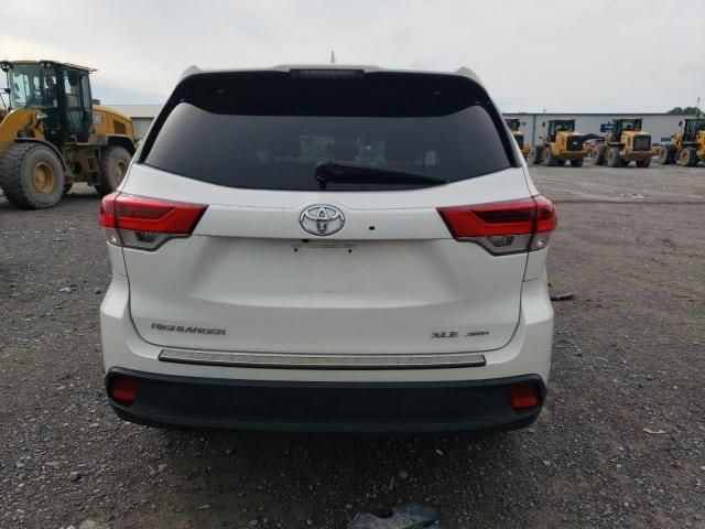 2019 Toyota Highlander SE