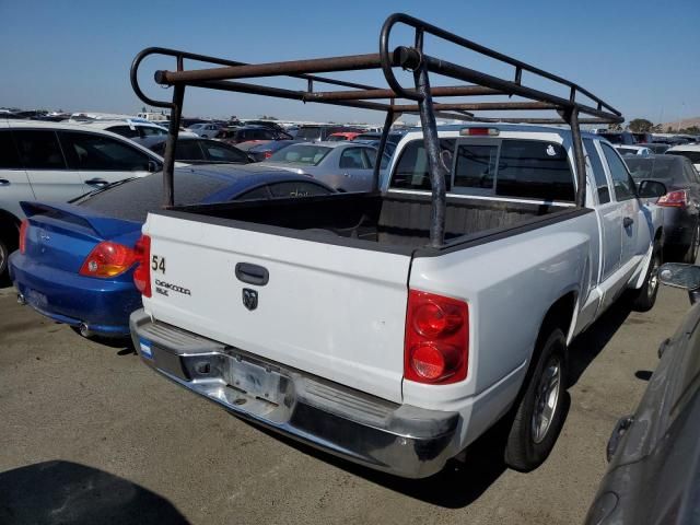 2005 Dodge Dakota SLT