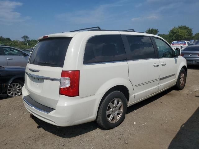 2013 Chrysler Town & Country Touring