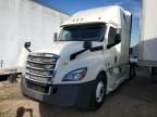 2018 Freightliner Cascadia 126