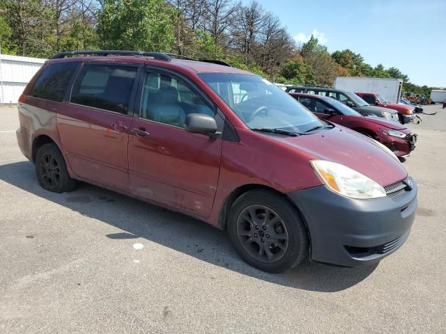 2005 Toyota Sienna XLE