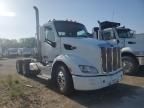 2014 Peterbilt 579