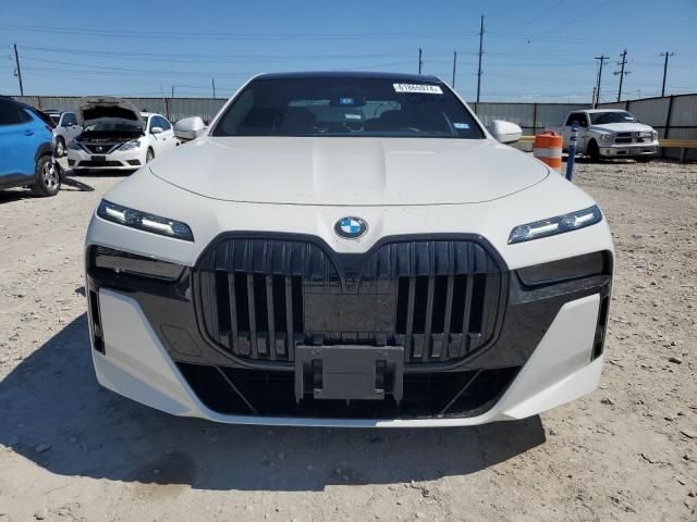 2023 BMW 760 XI