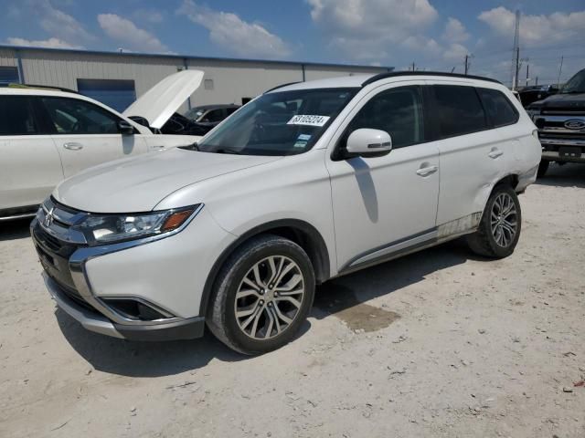 2016 Mitsubishi Outlander SE